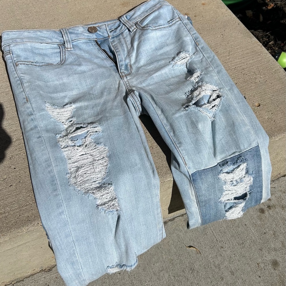 American Eagle Multicolor Distressed jeans